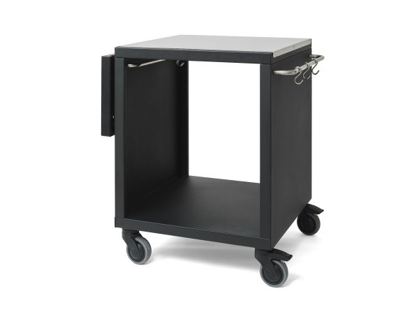 Morsø stålplade (pastry board) t/Garden & Terra. Billedet viser produktet fra en skrå vinkel.