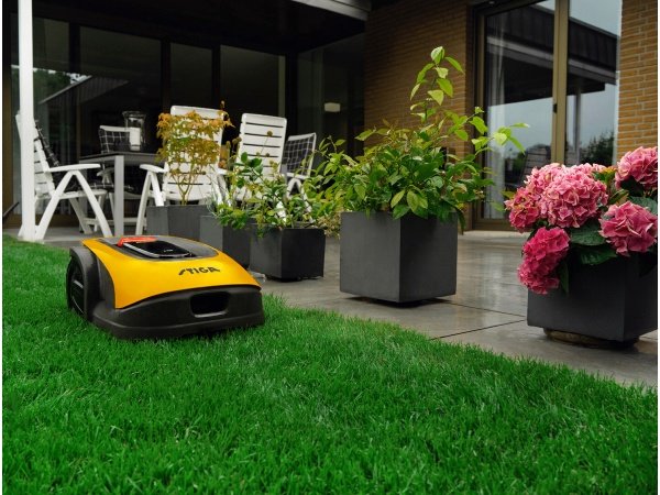 Stiga robotplæneklipper