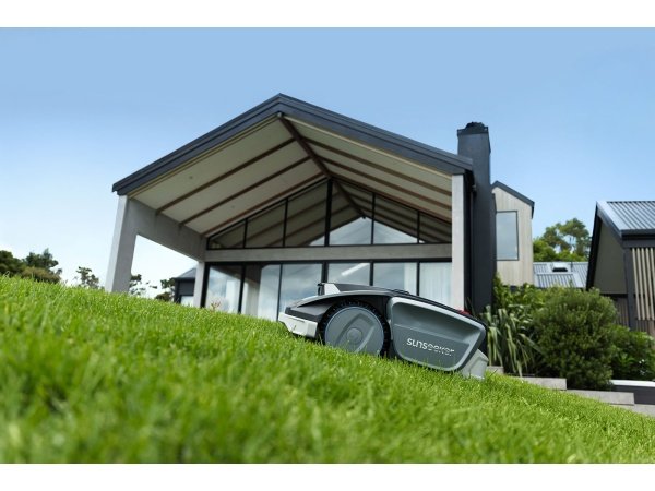 Sunseeker S3 robotplæneklipper. Produkt vises