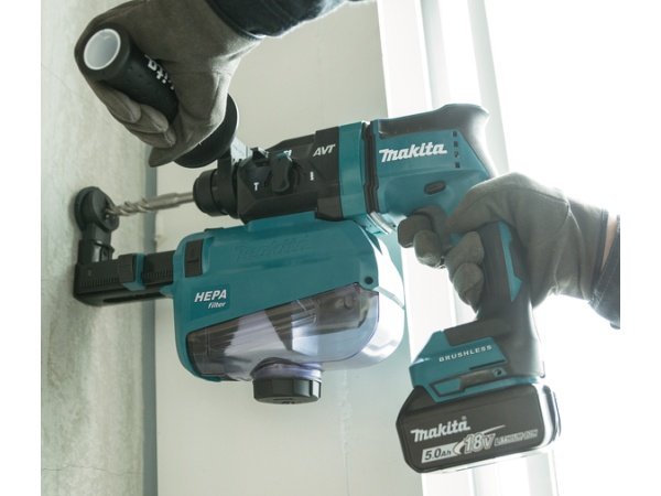 Makita akku bore-/mejselhammer