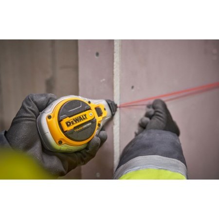 Dewalt kridtsnor 6:1 Dewalt kridtsnor 6:1, 30 m, rød kridt. Billedet viser produktet med hvid baggrund.