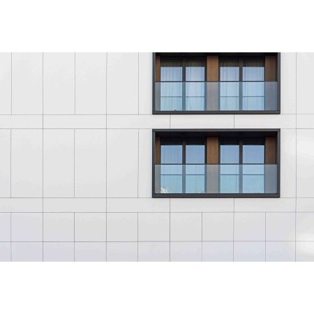 Rockpanel Colours 8 mm hvide facadeplader 10-4.dk Rockpanel Colours facadeplader 8 mm i brandklasse A2 hos 10-4.dk Brandbestandig og let at montere. Design din facade med frihed.