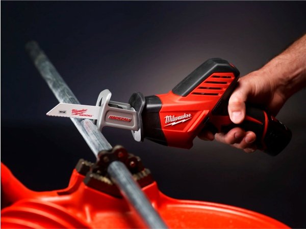 Milwaukee bajonetsav