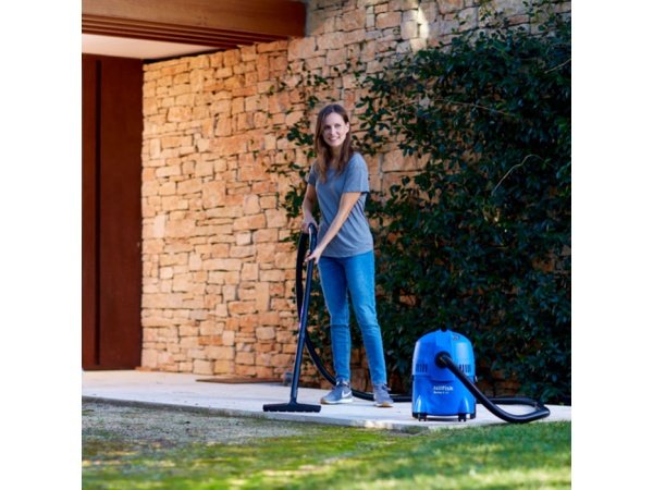 Nilfisk støvsuger 1200W