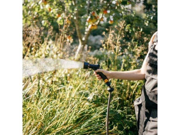 Fiskars sprøjtepistol