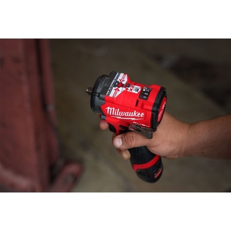Milwaukee M12 FUEL™ slagnøgle M12 FCIWF12G3-0. Billedet viser produktet fra en skrå vinkel.