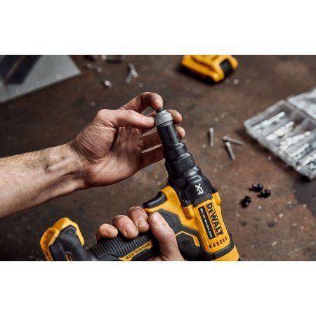 Dewalt blindnittepistol