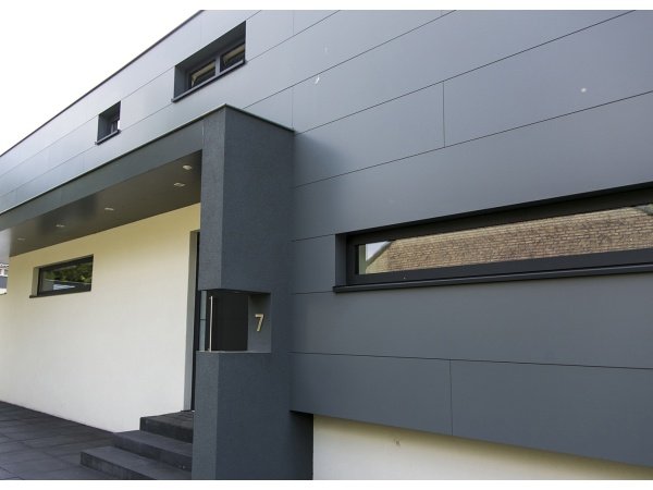 Rockpanel Colours 8 mm antracit facadeplader 10-4.dk Brandbestandig, let at montere og holdbare