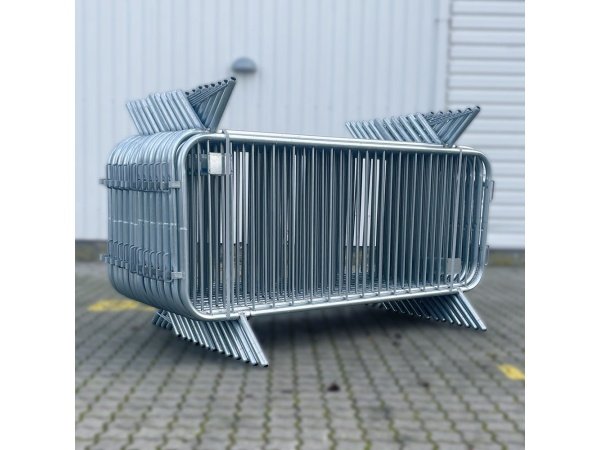 Materielhuset afspærringshegn