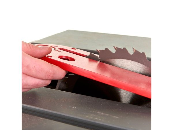 Milwaukee bordsav FTS210-0, produkt set forfra