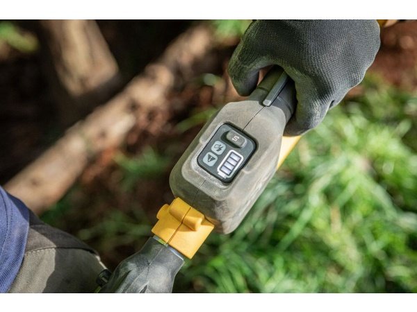 DeWALT DCMPS635N-XJ stangkædesav DeWALT DCMPS635N-XJ stangkædesav