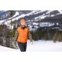 Pinewood Merino uldhue i orange. Miljøbilledet viser produktet i koldt miljø.