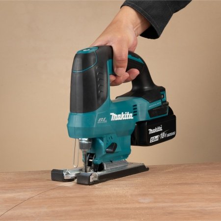 Makita stiksav