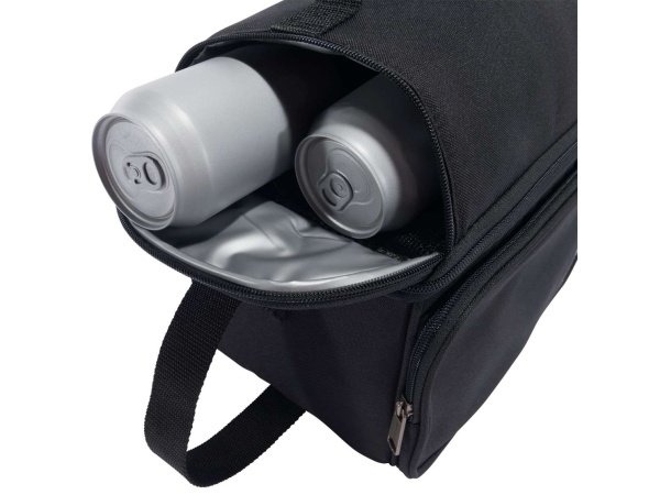Carhartt isoleret køletaske til 12 dåser i sort og lavet af 600 Denier DWR Polyester. Billedet viser produktet åbent.
