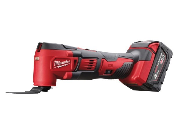 Milwaukee multiværktøj Milwaukee multiværktøj, produkt medfølger