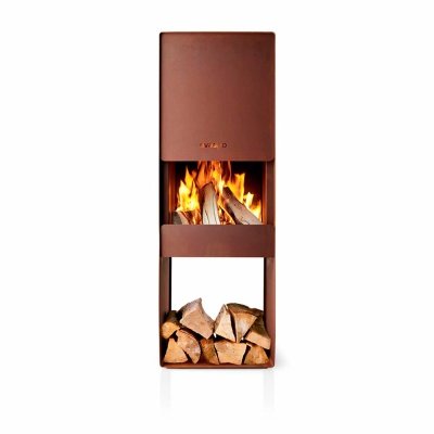 Eva Solo Firebox havepejs Materiale: Corten stål Højde: 125 cm. Billedet viser havepejs forfra