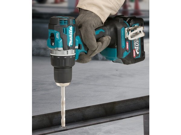 Makita akku boremaskine XGT