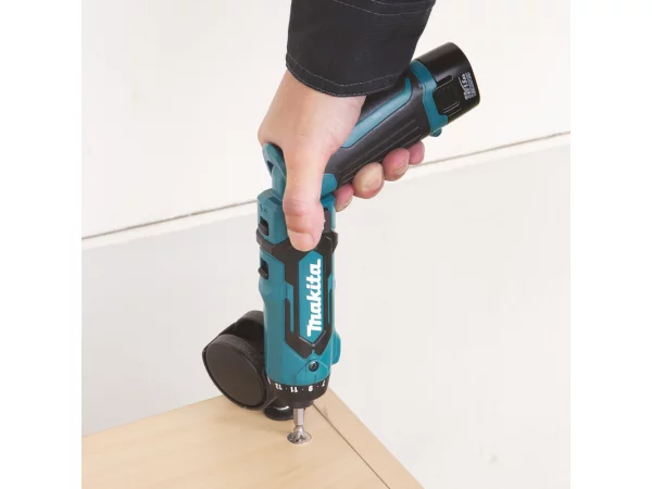 Makita knækskruetrækker