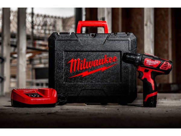 Milwaukee bore-/skruemaskine