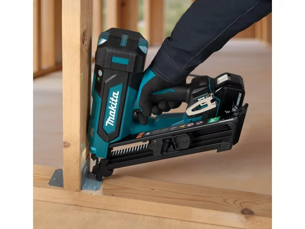 Makita beslagsømpistol