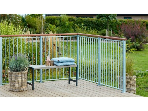 Plus stålstolpe m/fod