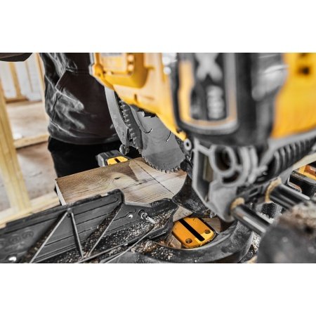 Dewalt XR WTC kap-/geringssav