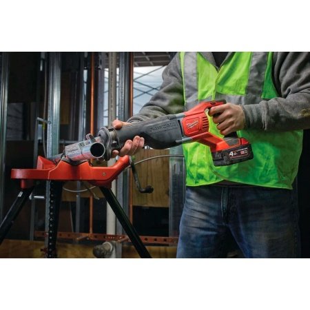 Milwaukee bajonetsav