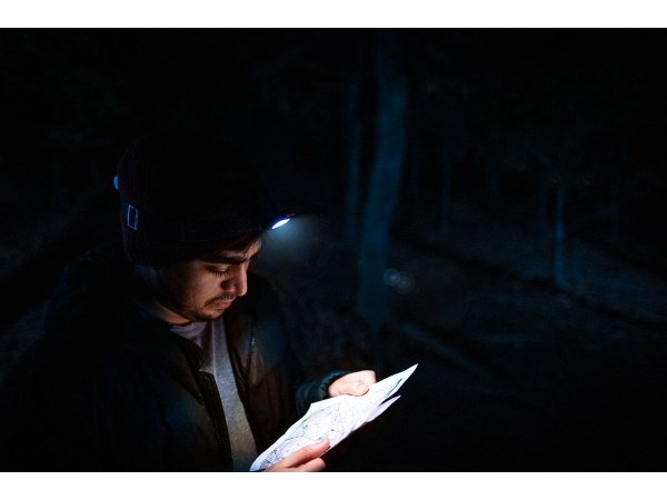 NEBO Einstein Pandelampe hybrid 1500 lumen