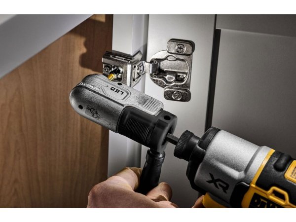 Dewalt højrevinklet forsats Dewalt Flextorq® modulær højrevinklet forsats med LED-Lys. Billedet viser produktet fra en skrå vinkel.