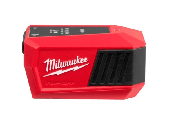 Milwaukee M18™ minilader 2x USB-C port. Billedet viser produktet forfra.  