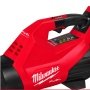 Fjern affald med denne kraftfulde Milwaukee M18 FUEL™ Løvblæser. Oplev op til 14,2 m³/min luftvolumen ved 193 km/t, hurtig opstart og variabel hastighedslås. Billede er et miljøbillede.