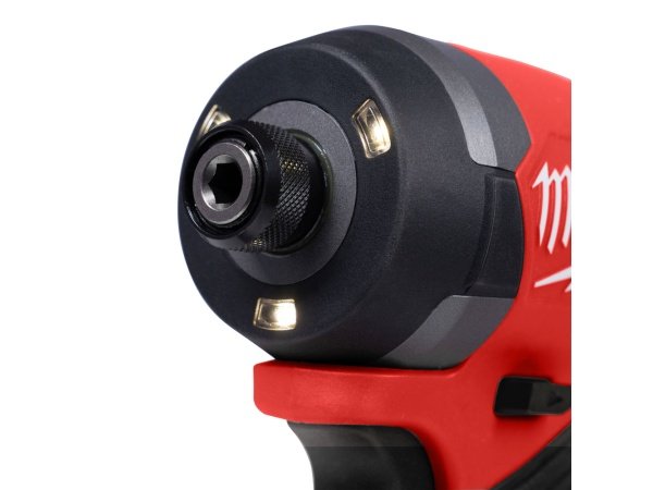 Milwaukee slagskruemaskine M18 FID3-0. Leveres i en HD boks. Billedet viser produktet fra en skrå vinkel.