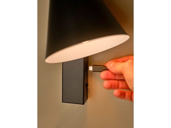 Nordlux Wilmer væglampe sort. Billedet viser produktet med hvid baggrund.