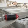 Milwaukee højttaler M12 SPEJSG2-0. Miljøbilledet viser produktet liggende.