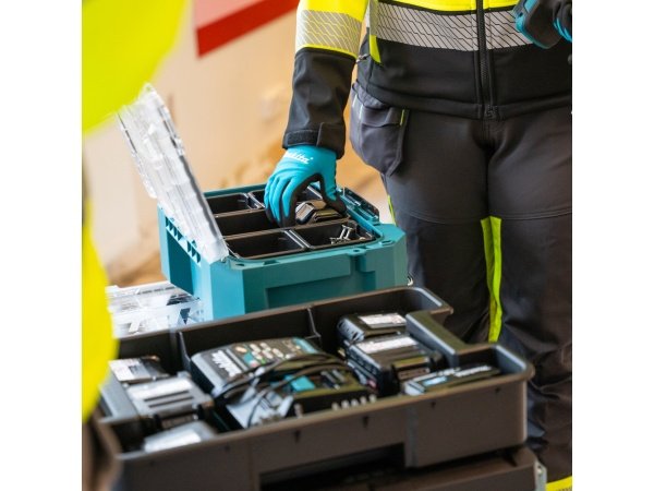 Makita Maktrak organizer. Produkt vises