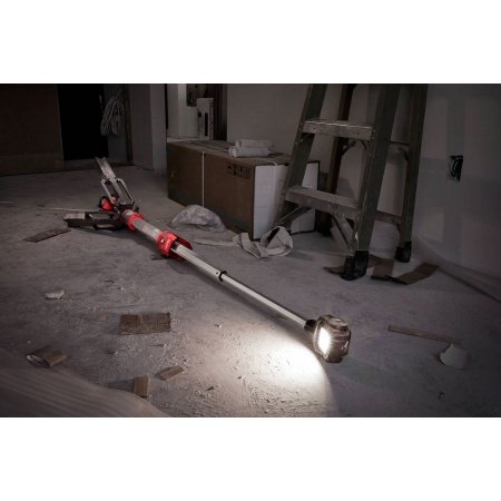 Milwaukee arbejdslampe m/stativ Milwaukee arbejdslampe m/stativ M12 SAL-0. Billedet viser produktet forfra.