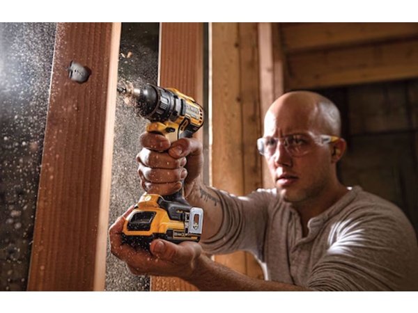 Dewalt DCD777P1 boremaskine Dewalt DCD777P1 boremaskine