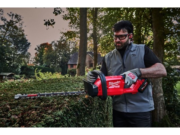 Milwaukee hækkeklipper      *U