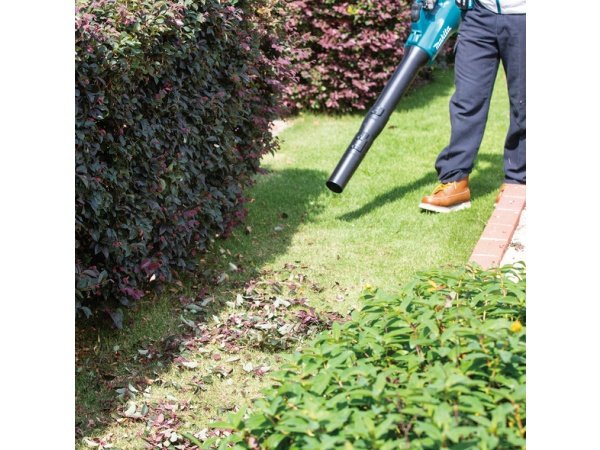 Makita akku løvblæser