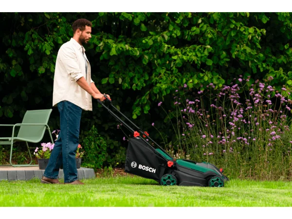 Bosch Rotak 18V2-38 plæneklipper Bosch Rotak 18V2-38 plæneklipper