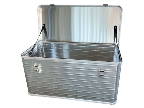 Materielhuset alu-kasse 76ltr. 592 x 388 x 412 mm. Billedet viser produktet lukket.