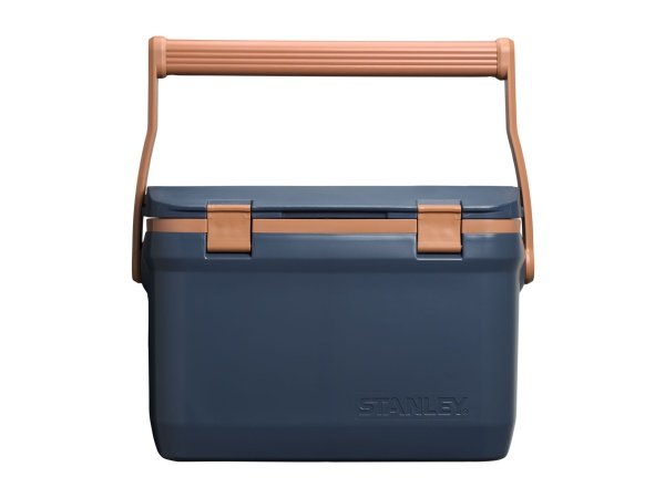 Stanley Easy-Carry køleboks Stanley Easy-Carry køleboks 15,1 ltr. Twilight. Billedet viser produktet fra en skrå vinkel.