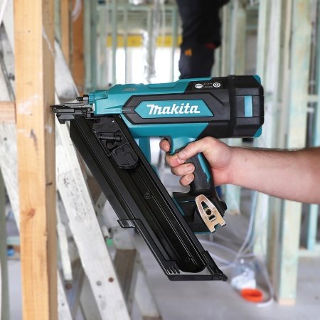 Makita LXT® sømpistol