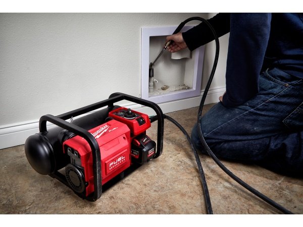 Milwaukee kompressor