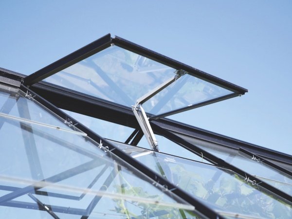 Vitavia ekstra tagvindue