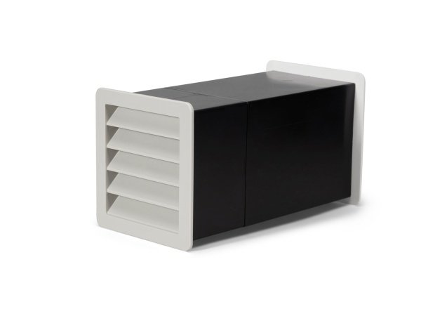 Viksa friskluftsventil type 1 grå/hvid, komplet sæt. Billedet viser produktet forfra.