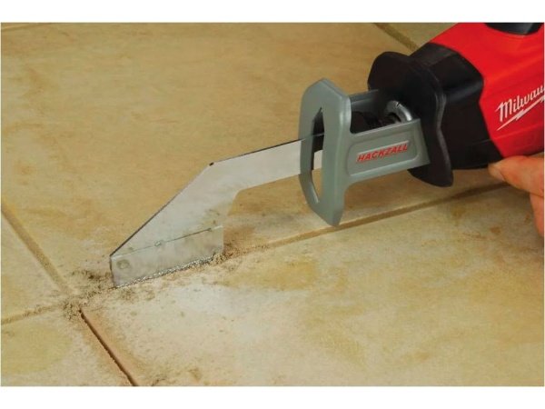 Milwaukee bajonetsav