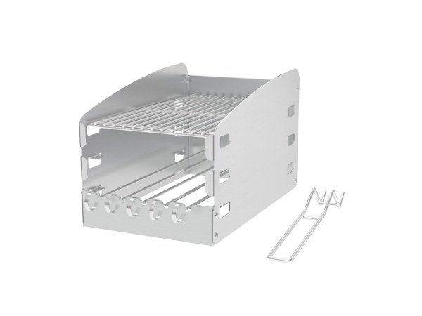 Multigrill fra Nexgrill fungerer både som en højdejusterbar grillrist og et spydsæt med fem medfølgende spyd.