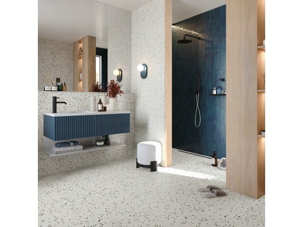 Recer Vetra Glossy flise, produkt set forfra