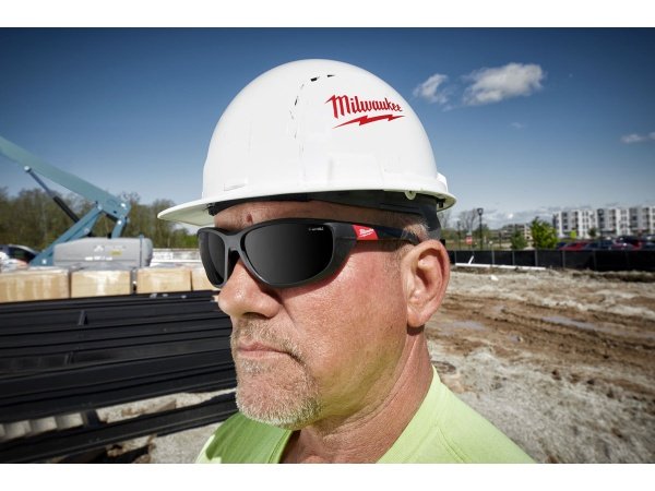 Milwaukee sikkerhedsbriller